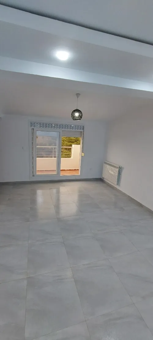 Location Appartement F3 Tipaza Cherchell