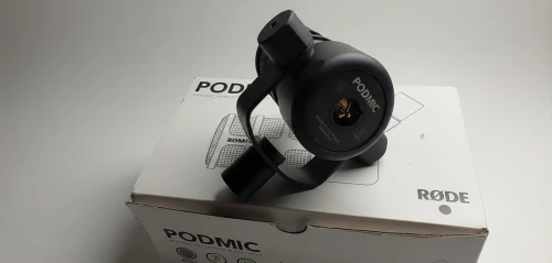 RØDE PodMic ميكروفون احترافي