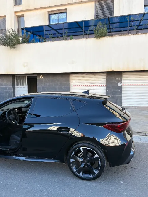 Cupra  Leon 2024 
