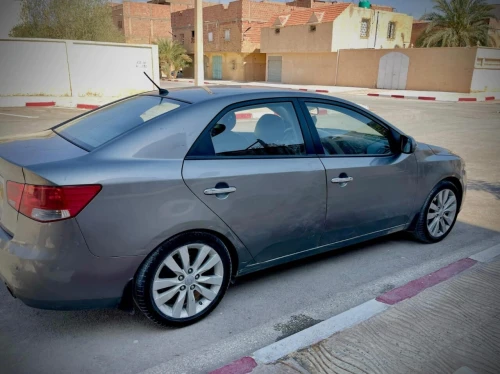 Kia Cerato 2011 