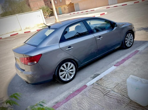 Kia Cerato 2011 