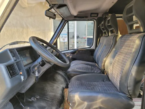 Peugeot J5 1990