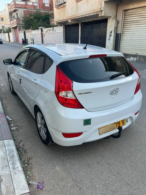Hyundai Accent RB  5 portes 2019 GL DZ