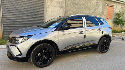 Opel GrandLand 2025 