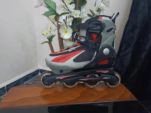 Roller skates ليغولوغ ليباتا