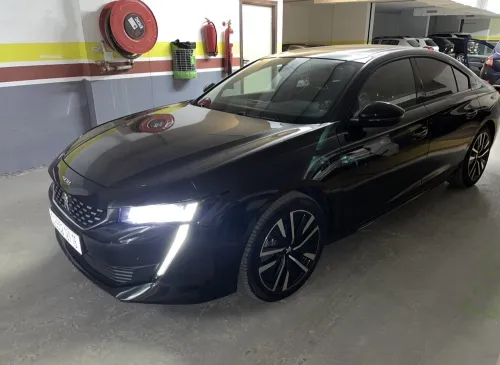 Volkswagen Golf 8 2025 R Black Edition 