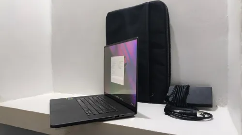 PC Gamer ASUS ROG Zephyrus G16 OLED - Ultra 9 / RTX 4070 (État 10/10)