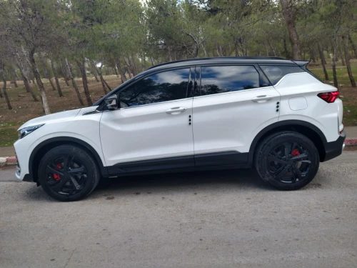 Geely Coolray 2025 
