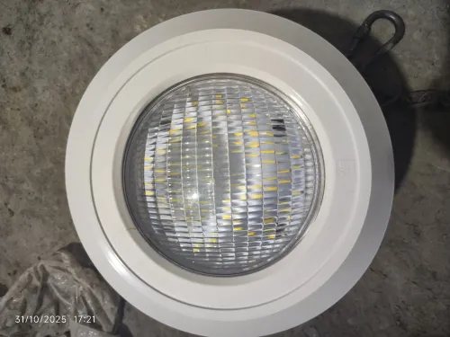 projecteur piscine 