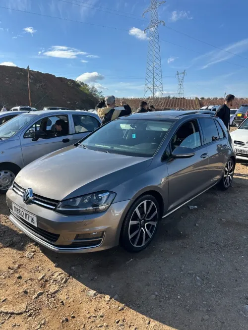Volkswagen Golf 7 2017 Carat