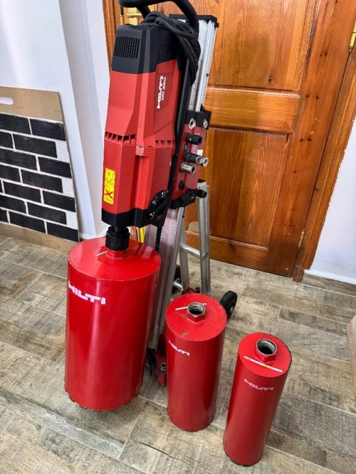 Carotteuse hilti