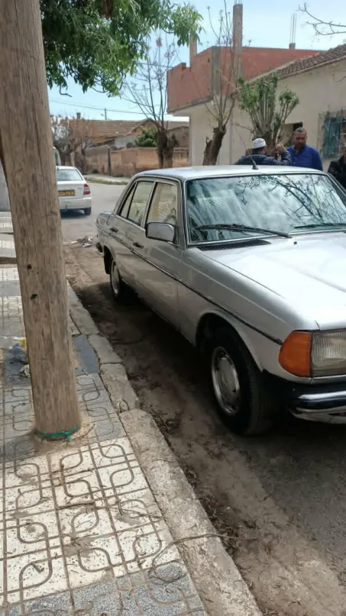 Mercedes Classe E 1982 Classe E