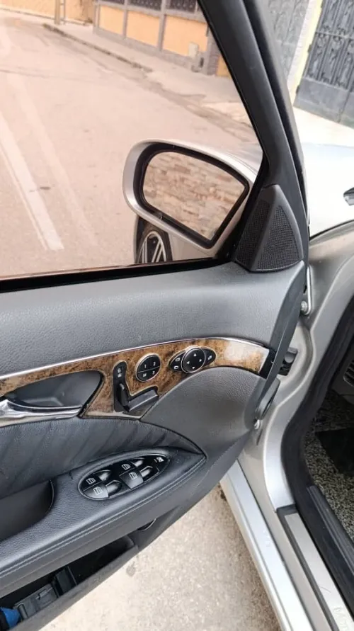 Mercedes Avantgarde 2003 E 350