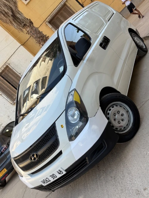 Hyundai H1 2010 H1