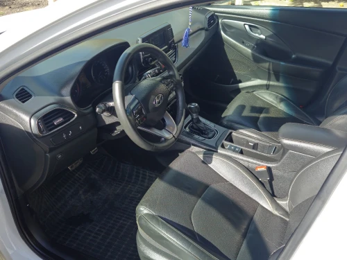 Hyundai i30 2019 Toute options