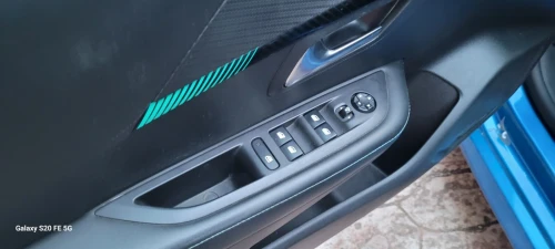 Peugeot 208 2021 Allure