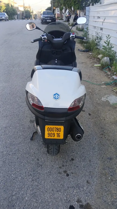 piaggio piaggio mp3 250 2009
