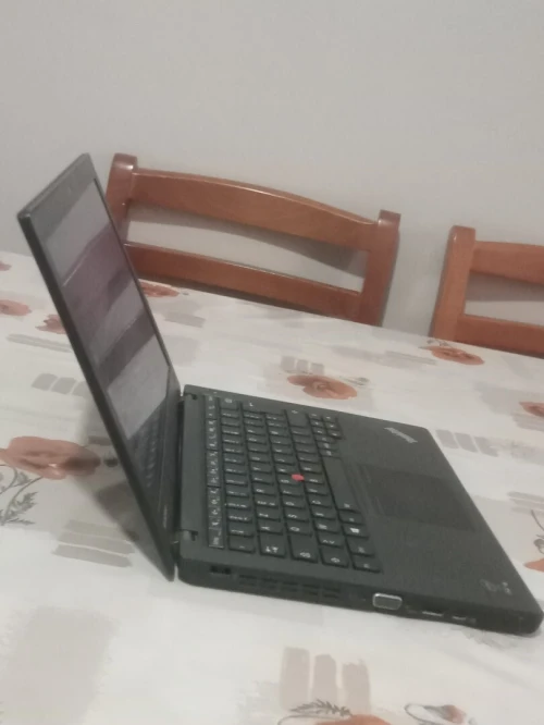 Lenovo Think pad v pro x240