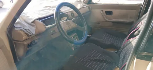 Peugeot 305 1984 305