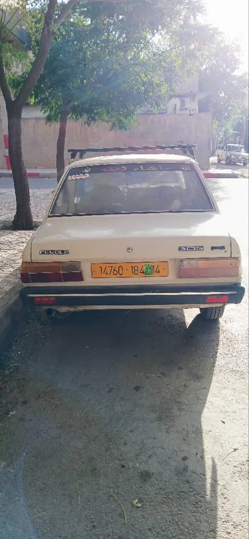 Peugeot 305 1984 305