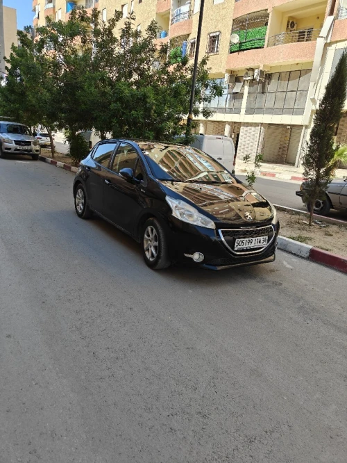 Peugeot 208 2014 Active