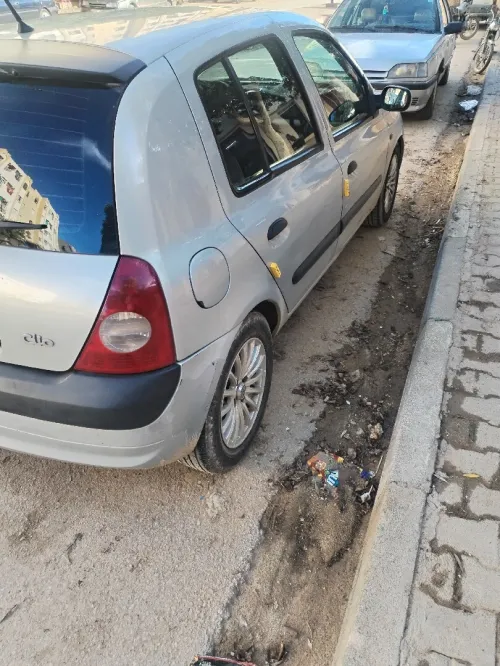 Renault Clio 2 2004 Extreme