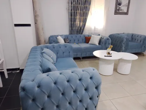 Je mets en vente un salon de fauteuils de six places