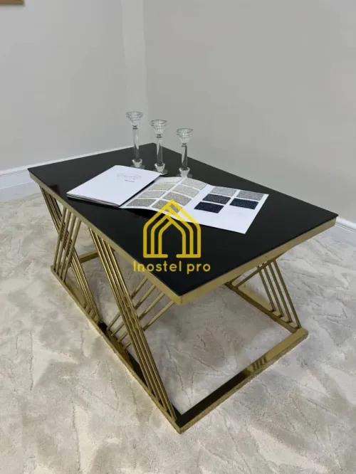 table basse en inox