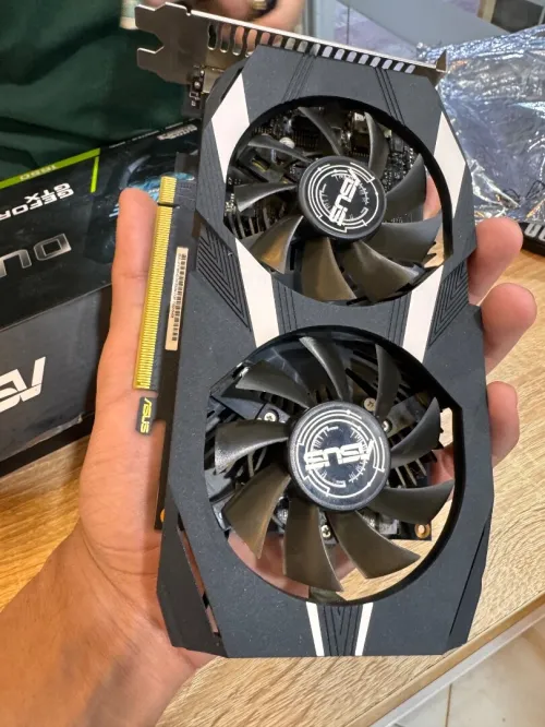 ASUS GTX1650 4GB 