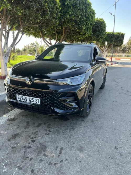 Volkswagen Tiguan 2025 2.0L 193 chi