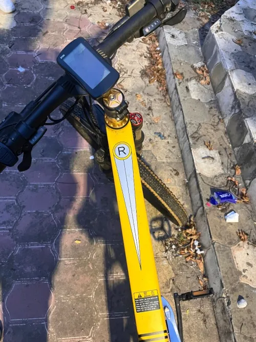 Vélos électriques et manuelles