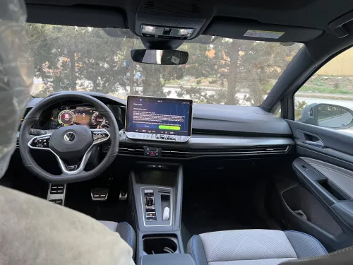 Volkswagen Golf 8 2025 R-Line