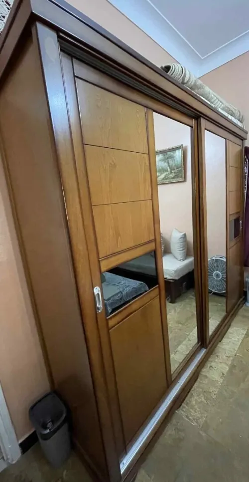 Armoire + miroir + bureau
