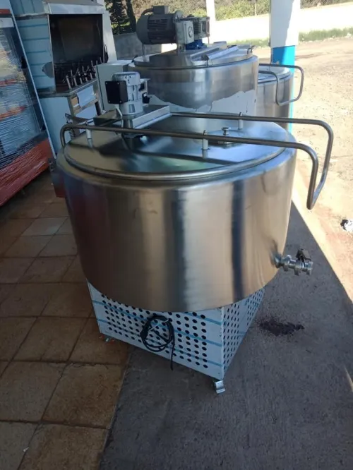 FABRICATION DE CUVE EN INOX/0561895873