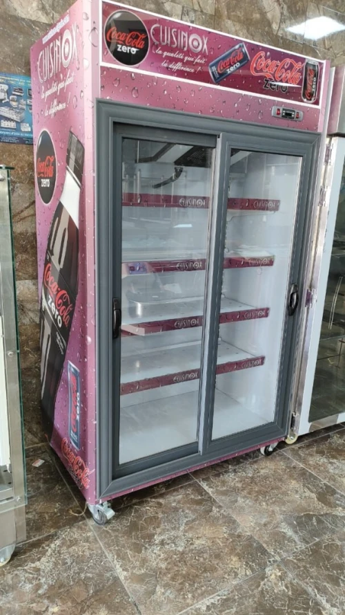 EQUIPMENT DE CAFETERIA