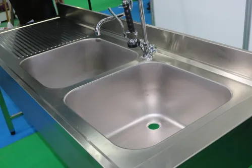 EQUIPEMENT ET MATERIEL DE CUISINE PROFESSIONNEL