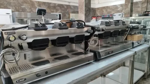 EQUIPMENT DE CAFETERIA