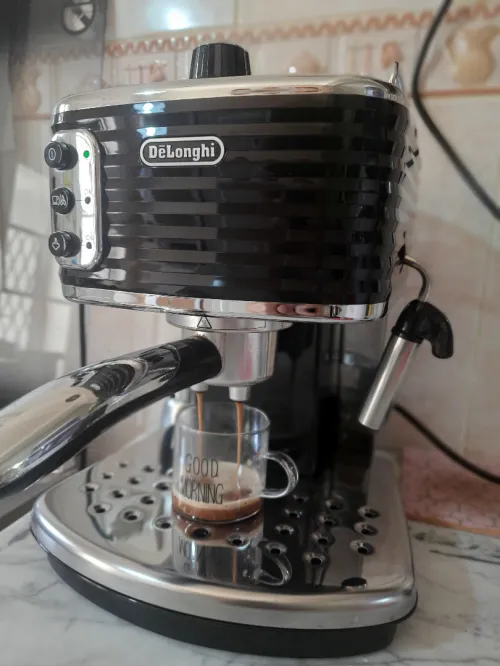 Cafetière Délonghi Scultura