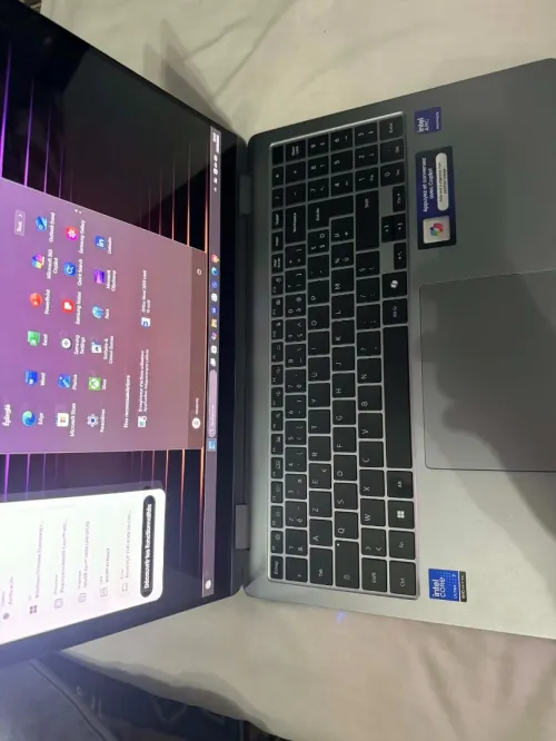 Samsung Galaxy Book 5 360 - Ultra 7 - 16GB lpddr5x - 512GB NVME - Oled - Neuf Jamais Utilisé