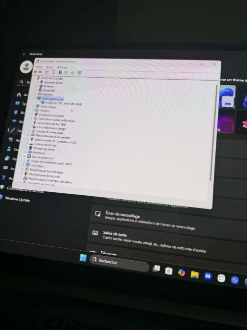 Samsung Galaxy Book 5 360 - Ultra 7 - 16GB lpddr5x - 512GB NVME - Oled - Neuf Jamais Utilisé