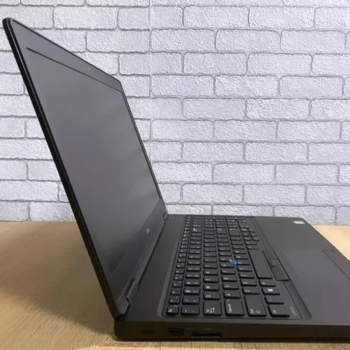 LATITUDE 5580 i5 7EME 8G 256SSD 15.6 POUCES