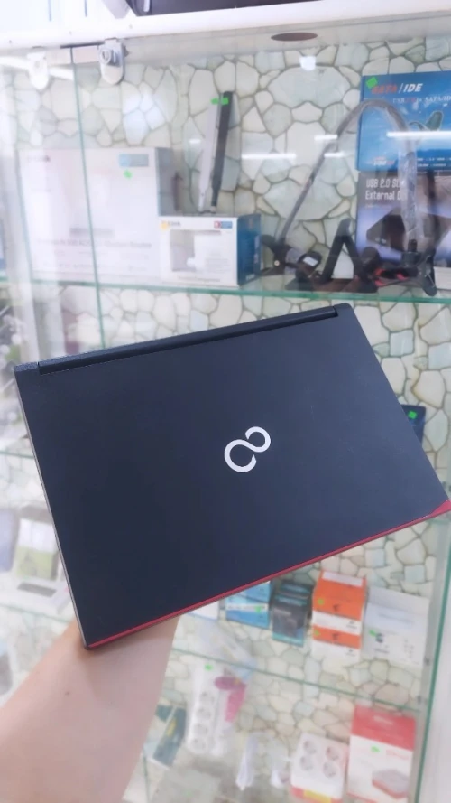 FUJITSU E746 I5 6EME 8G 256SSD 14"