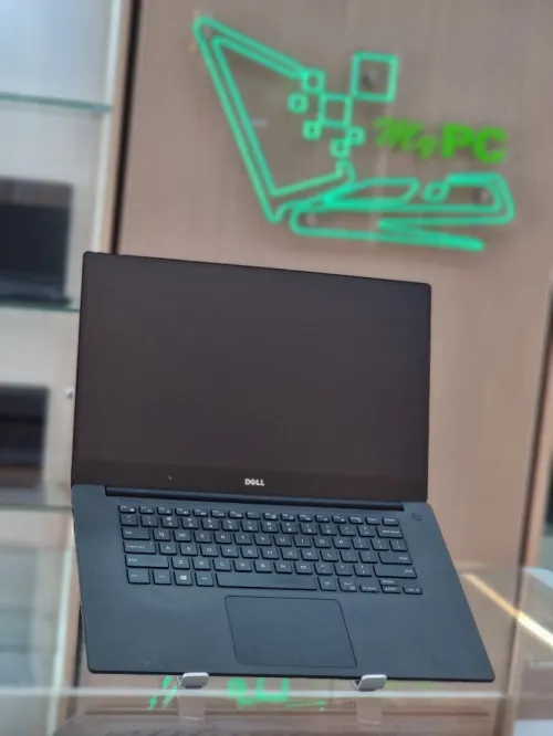 DELL XPS 15.6 4K GTX 1050 4GB I7-7000HQ