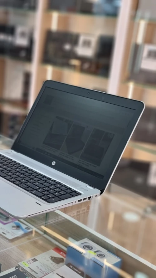 HP PROBOOK AMD A9 8G-256SSD 15.6"