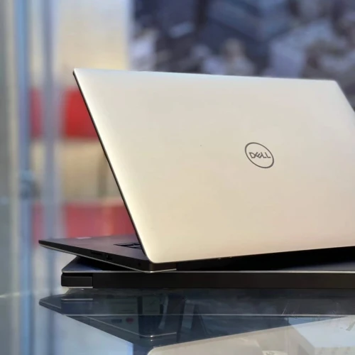 PRECISION 5540 I7-9850H 16G 512SSD NVIDIA QUADRO T2000 15.6'' FHD IPS 