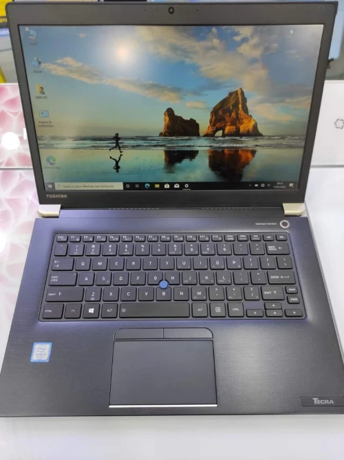 TOSHIBA X40-D i5-7300U 8g/256 fhd tactile SLiM 