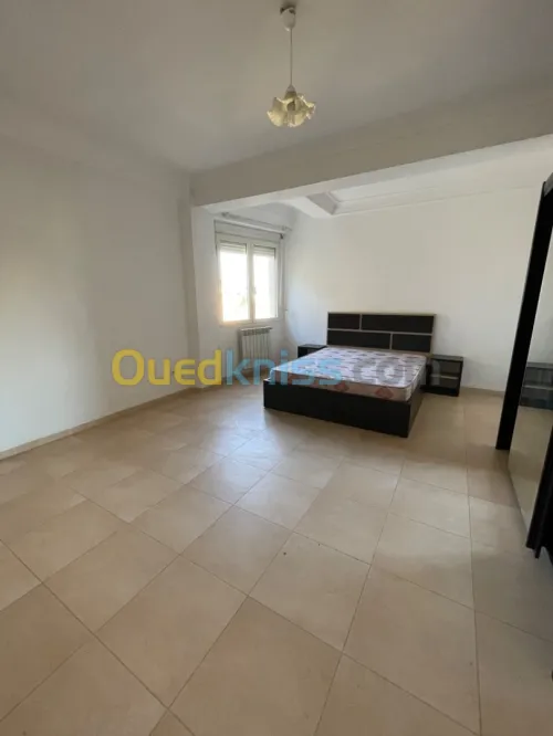 Location Appartement F2 Alger Hydra