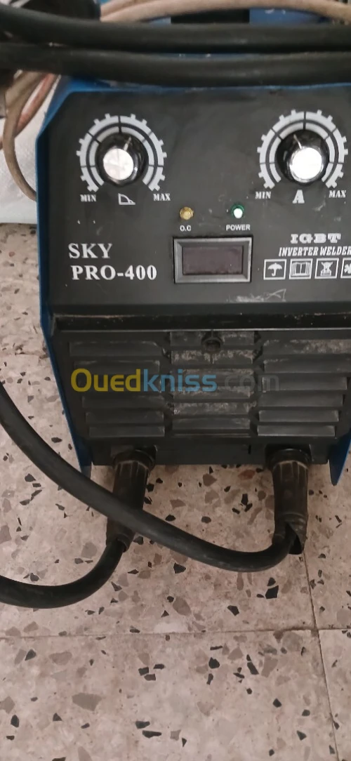 Poste a soudé bon etat 400A yamchi 220v 380v