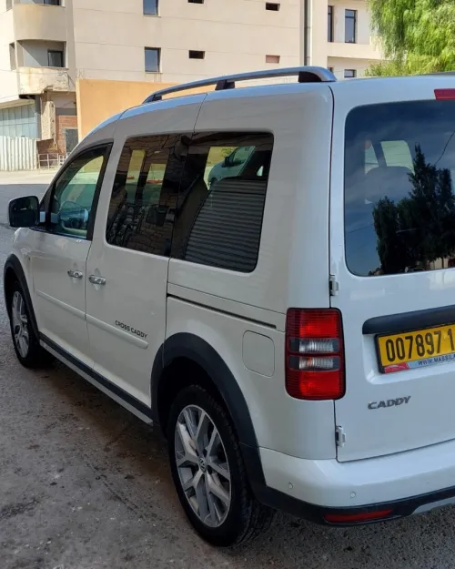 Volkswagen Caddy 2016 Cross