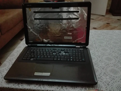     TOSHIBA C 855   L750  ET L300 /HP 625./. ACER V3 -471-G